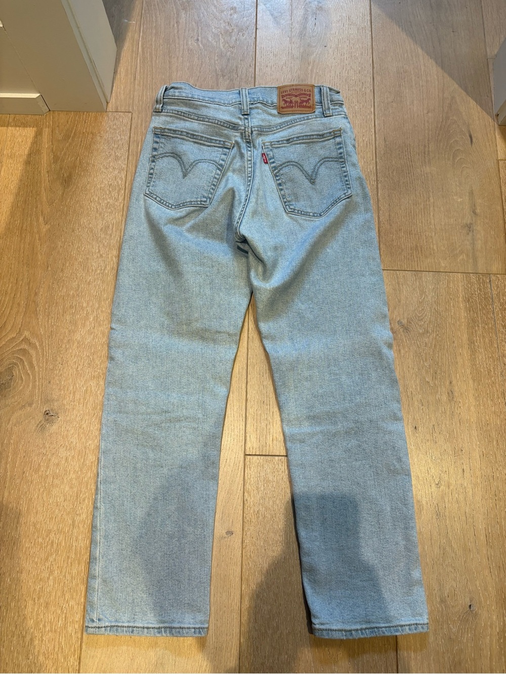 Levi’s Wedgie Straight High Rise Jeans W26 L26 Light Wash